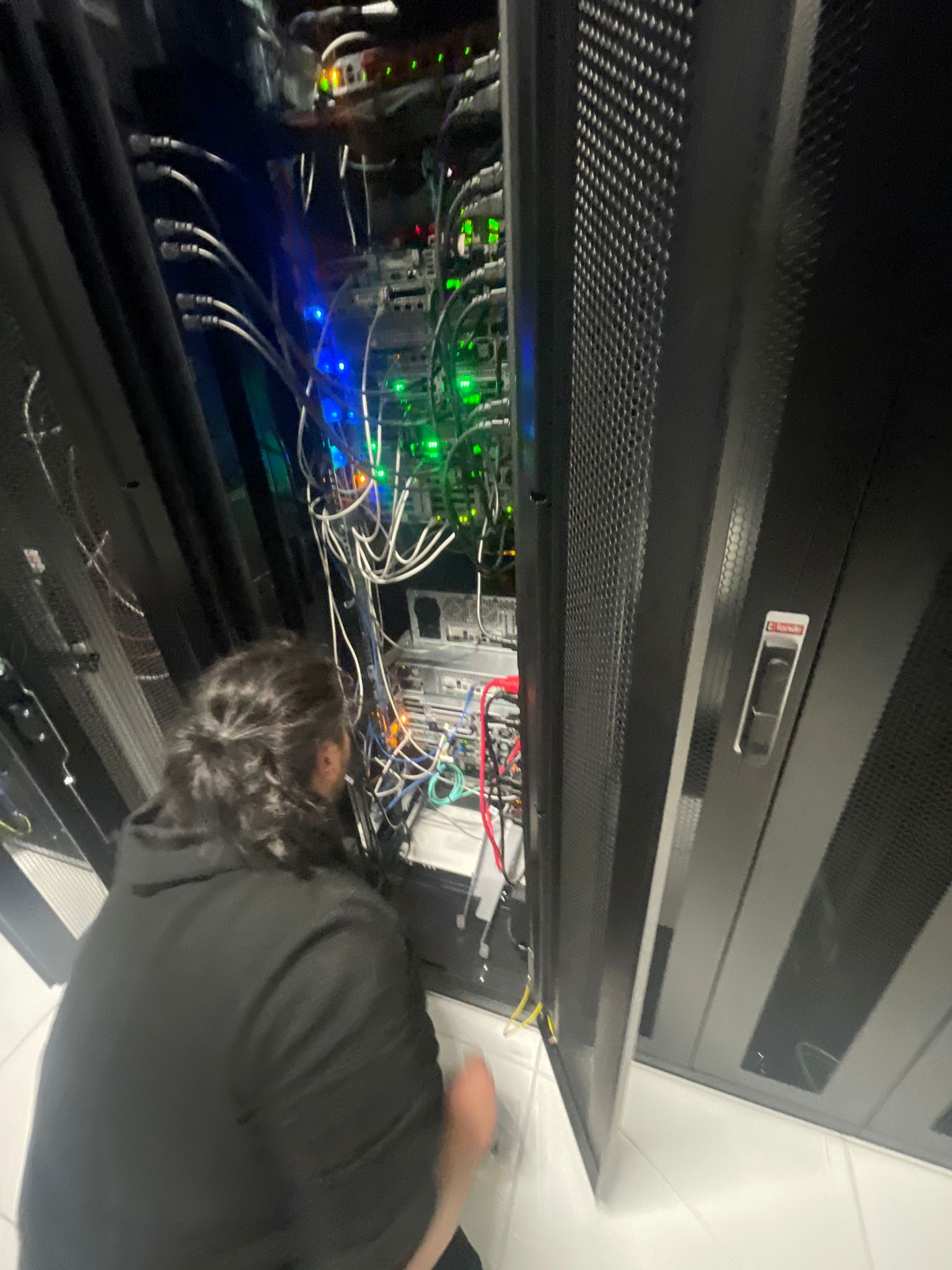 Network Switch Kabinleri